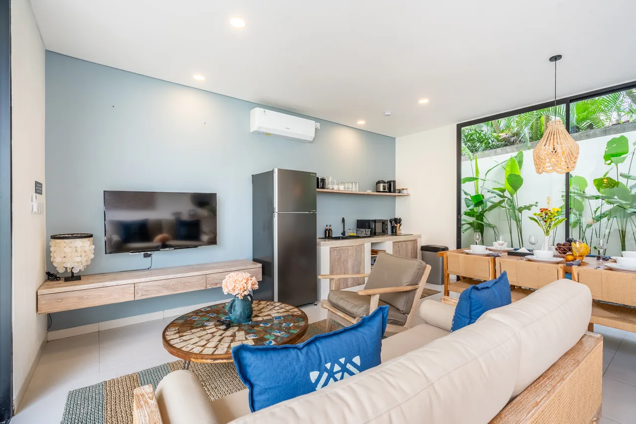 Villa Jucca living and kitchen open-plan